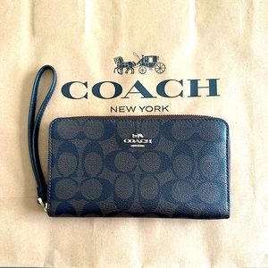 Coach ID zip wristlet wallet